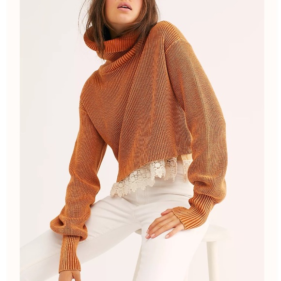 Free People Sweaters - NWT Free People At First Glance Cropped Sweater